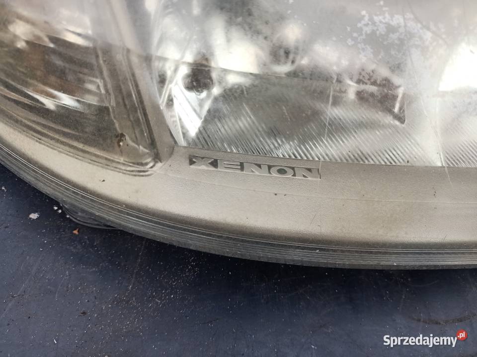Lampa reflektor Xenon prawy prawa renault laguna Szczecin