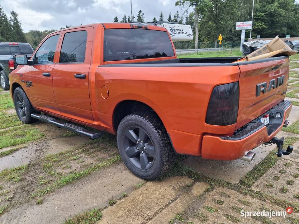 Dodge Ram CLASSIC 2020 4x4 CrewCab 57 HEMI 400 RAM Sierakowice sprzedam