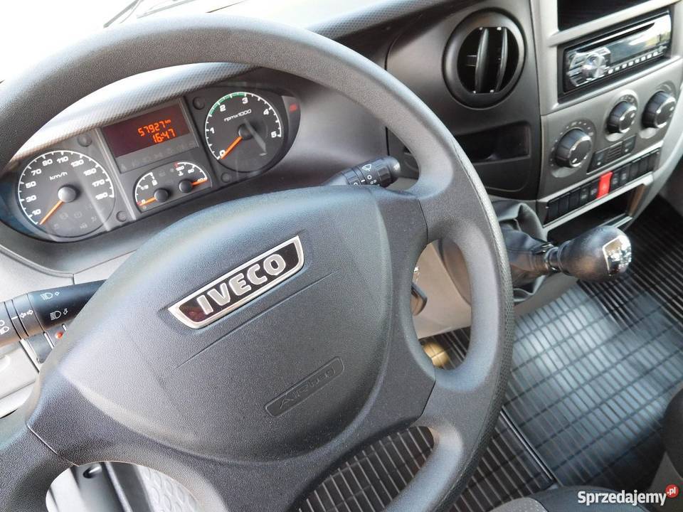 Sprzedam Iveco Daily 7 Osobowy Stan Nowy poduszka powietrzna Warszawa