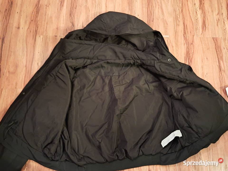 nowa damska czarna cienka kurtka uyaa miss Sandomierz