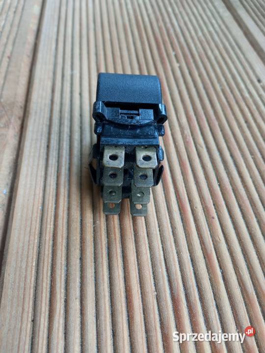 Włącznik świateł awaryjnych fiat 125p Ryki