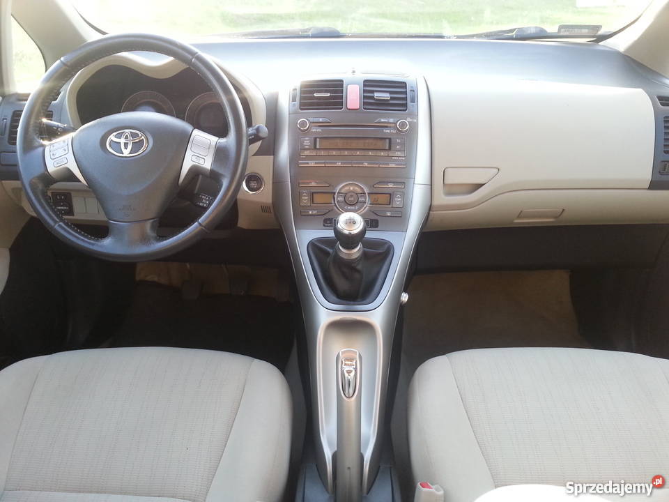 Toyota Auris 2007 16 VVTi SOL 3 drzwiowa centralny zamek Szczecin sprzedam