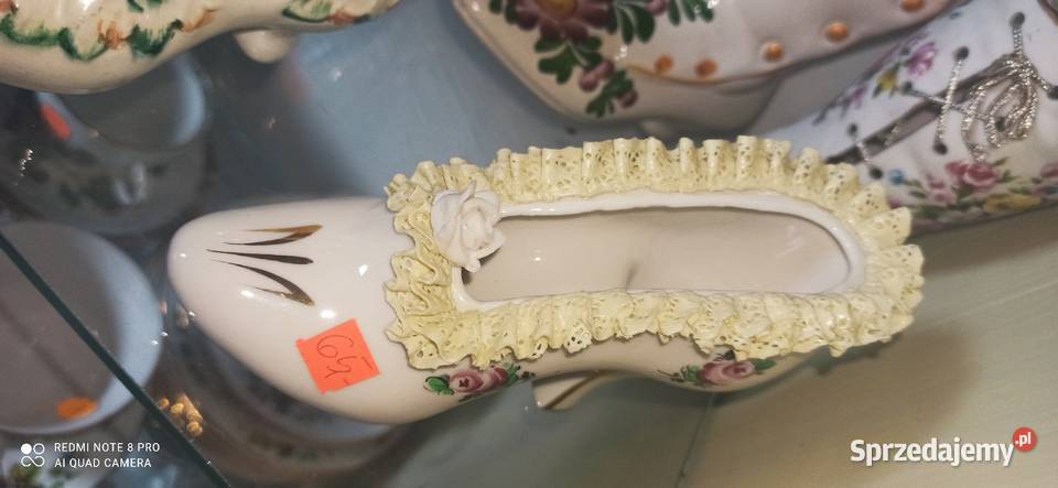 Bucik porcelanowy Wazonik Gdańsk