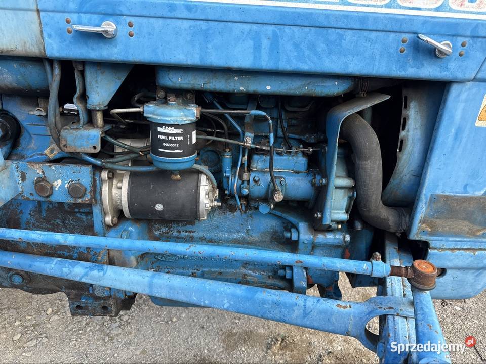 Ford 2000 Kabina