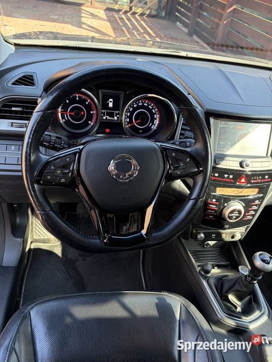 SsangYong XLV 16 diesel 4x4 salon Polska Roczyny sprzedam