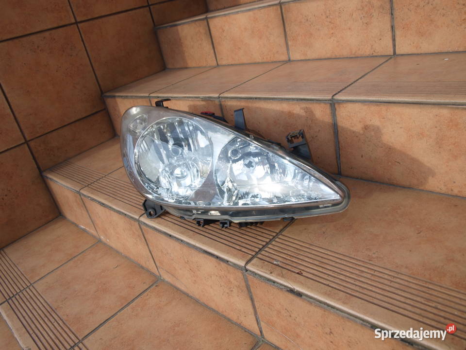 Peugeot 307 lampa prawa przód 2001 2005r europa wielkopolskie Kalisz