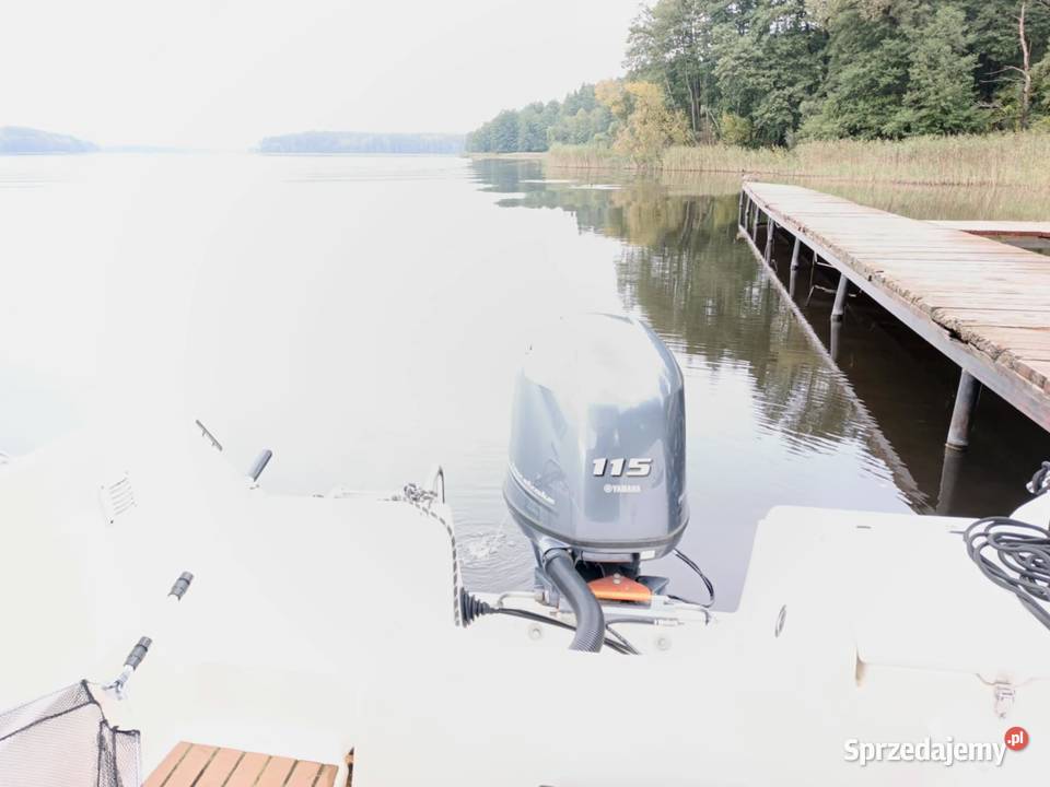 Łódź motorowa kabinowa pilothouse z silnikiem Elbląg