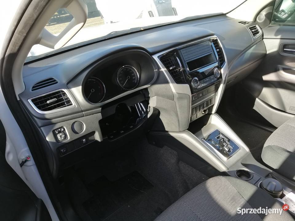 Mitsubishi L200 kabina karoseria kompletna z Bielsko-Biała