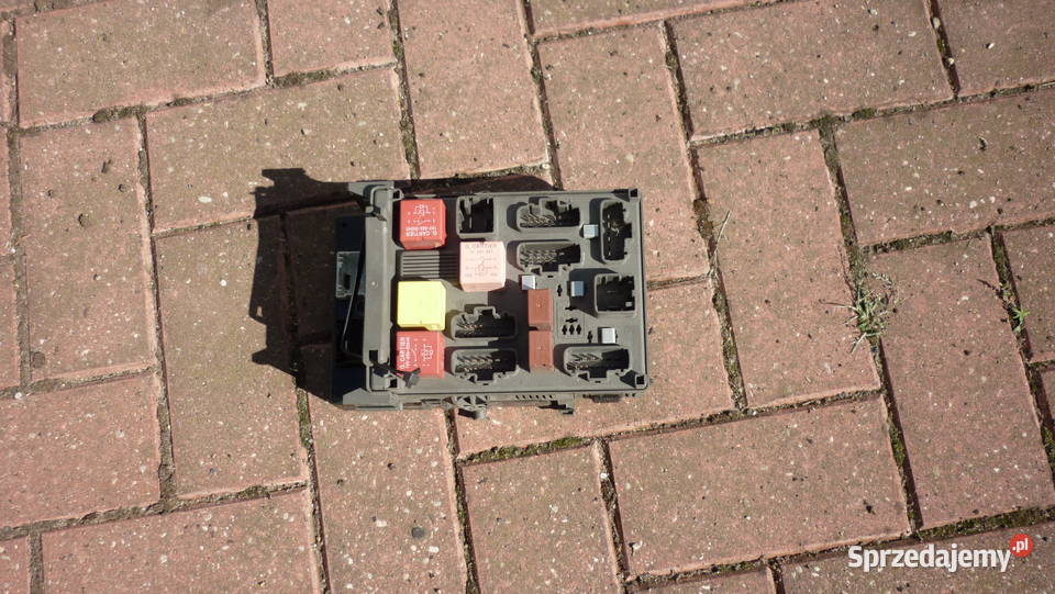 Skrzynka BSI Renault Laguna 2 8200004201E osobowe Pobiedziska