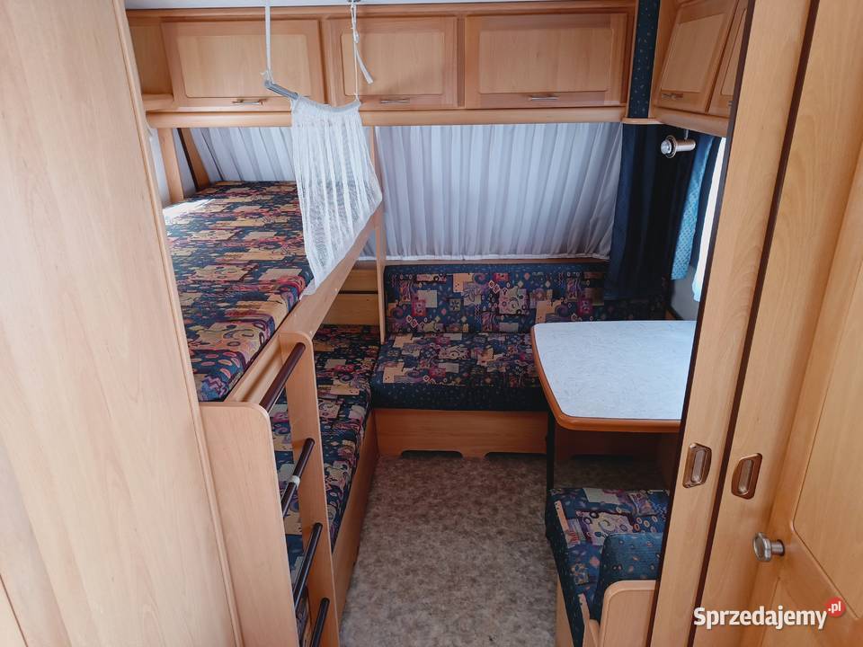 PRZYCZEPA KEMPINGOWA łóżka piętrowe campingowa śląskie Międzybrodzie Bialskie