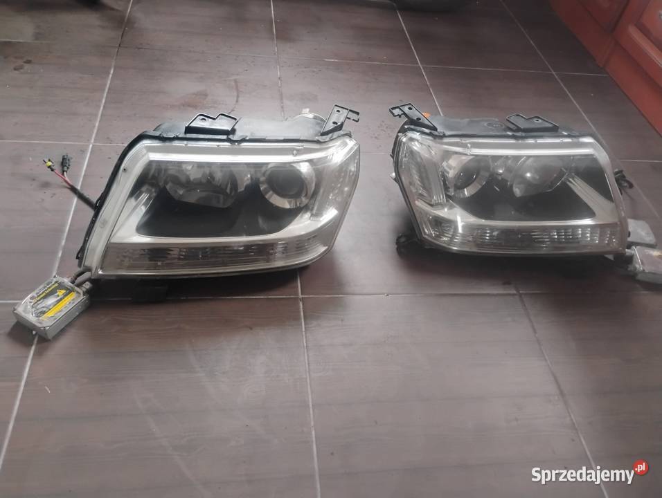 Reflektory ksenon Suzuki grand Vitara 2 Chełm sprzedam