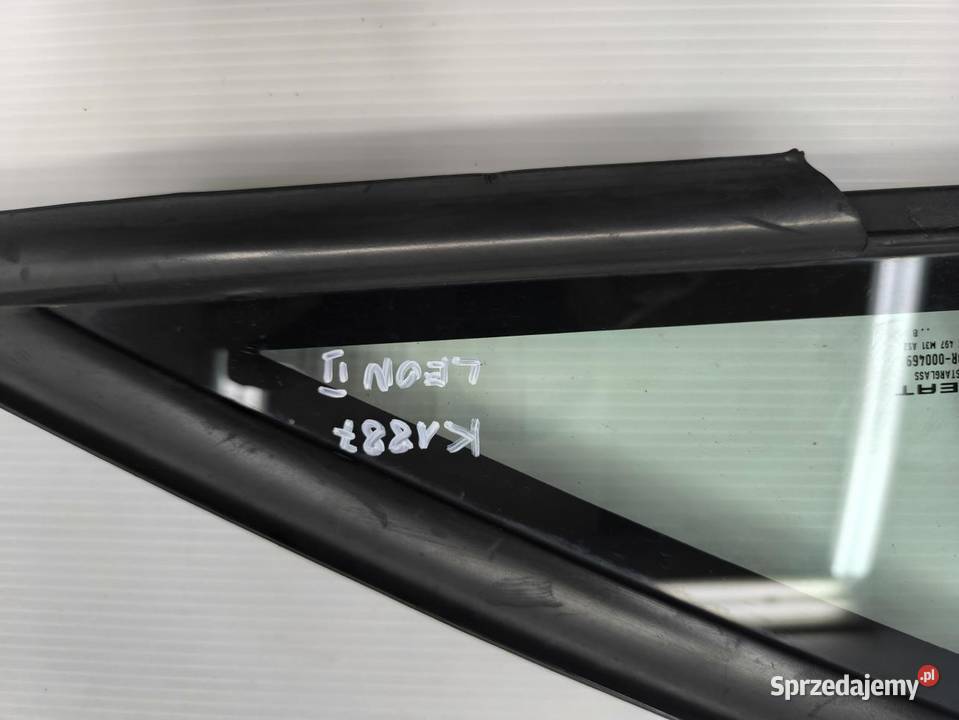 SZYBA KAROSERYJNA PRAWA SEAT LEON II 18 TSI