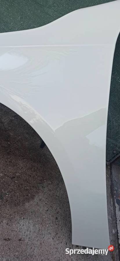 Błotnik lewy Mercedes w176 Błotniki Puławy