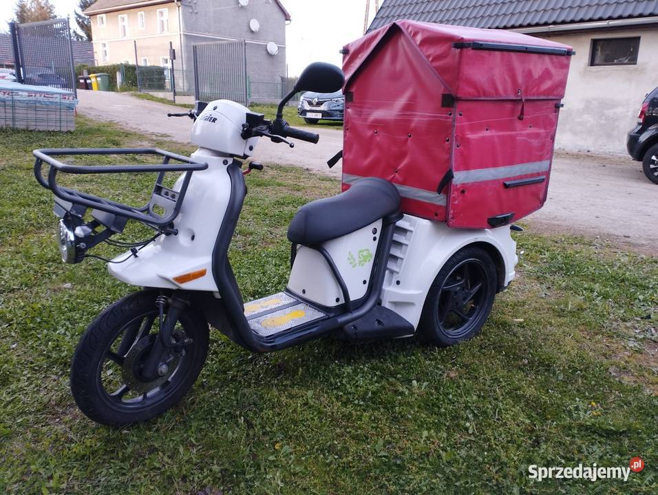 Ligier Pulse skuter trójkołowy bez prawa jazdy