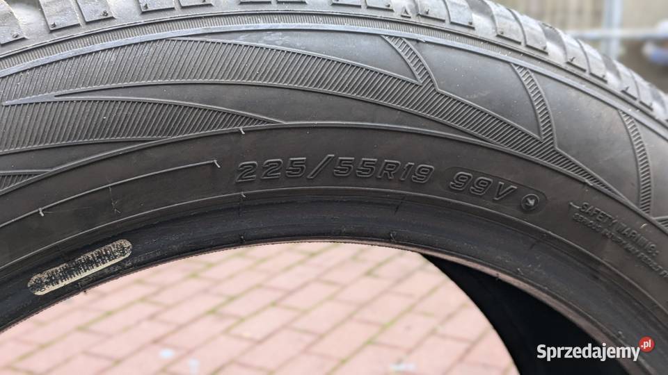 Opony Falken Eurowinter HS01 SUV 22555r19 99v 4x Świebodzin
