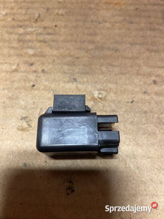 Suzuki GSXR 600 750 przekaźnik B194