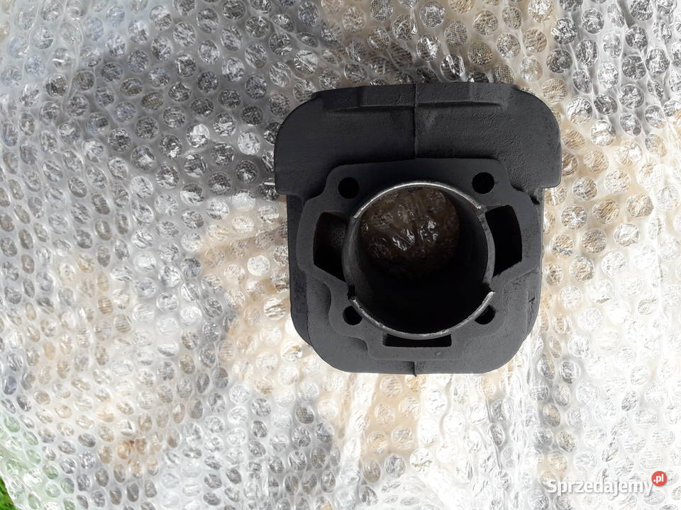 Cylinder do dwusuwowego agregatu prądotwórczego Miłosław