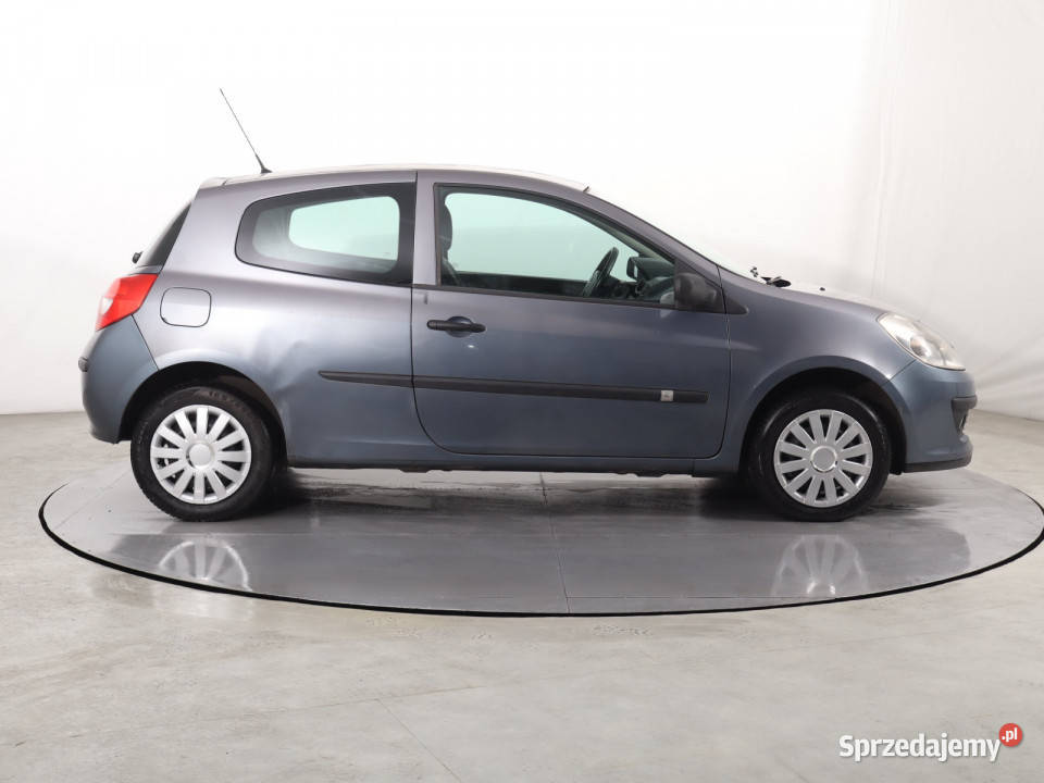 Renault Clio 12 16V Rok produkcji 2008
