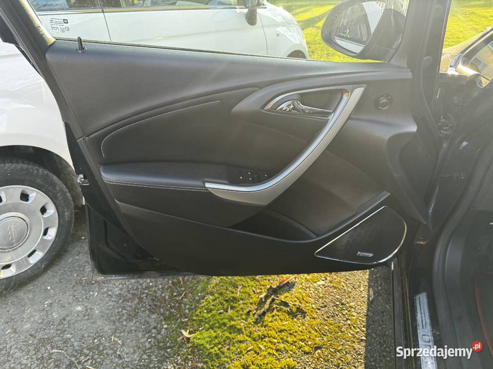 Opel Astra J zamienię na przyczepę kempingową Bolesławiec sprzedam