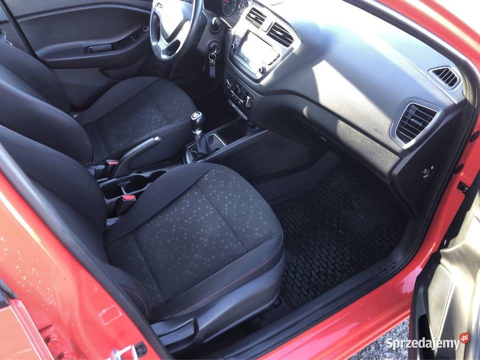 Hyundai i20 II 12 MPI Benzyna Polski salon wielkopolskie Poznań sprzedam