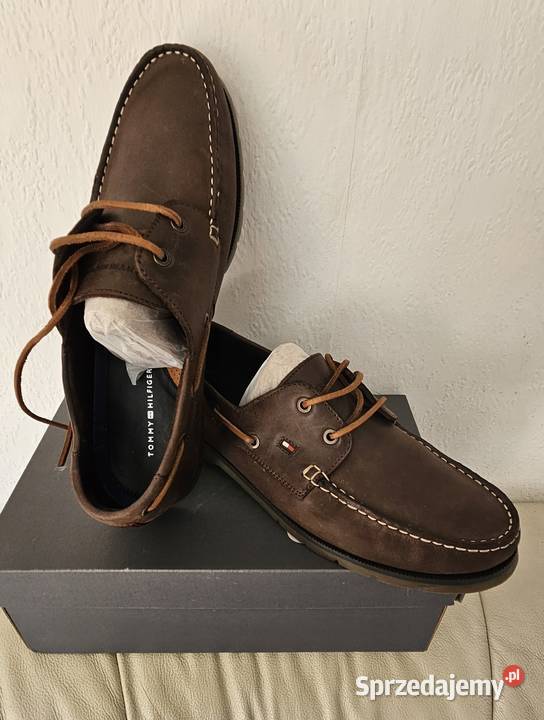 Tommy Hilfiger 43 buty mokasyny trzewiki skóra