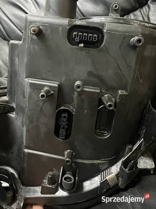 LAMPA PRAWA PRZEDNIA REFLEKTOR MERCEDES W211 OE Włocławek