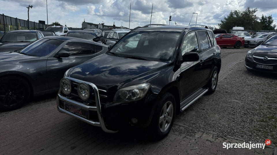 Toyota RAV4 20vvti 4x4 orurowany progi Gdańsk