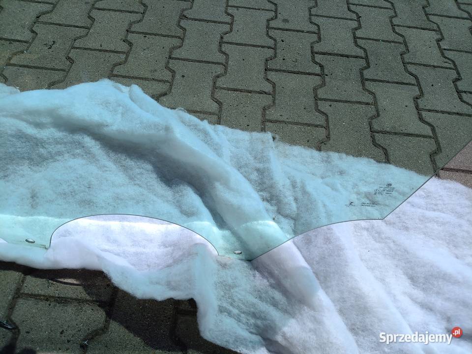 Volkswagen troc 2GA845201E szyba lewy przód lewa osobowe Boczne (drzwi) podkarpackie Krosno