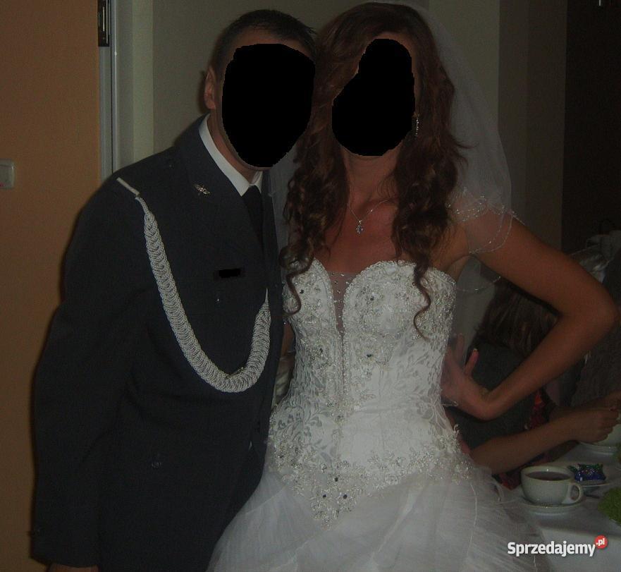 przepiękną suknie ślubną Emmi Mariage Giovani 3 Radom