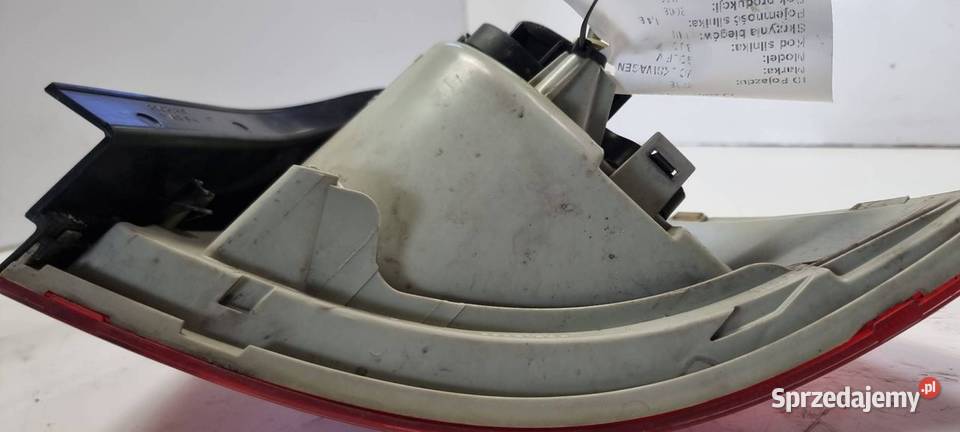 LAMPA LEWA TYŁ VOLKSWAGEN GOLF V 1K6945095AC