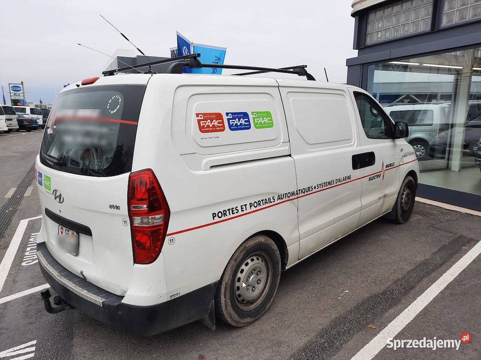 Hyundai H1 bus z małym przebiegiem Rok produkcji 2011 Mińsk Mazowiecki