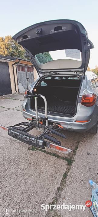 Opel Astra Sports Tourer J