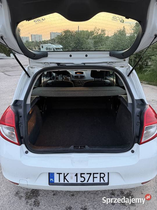 Renault Clio 15dci 2013 VAN świętokrzyskie