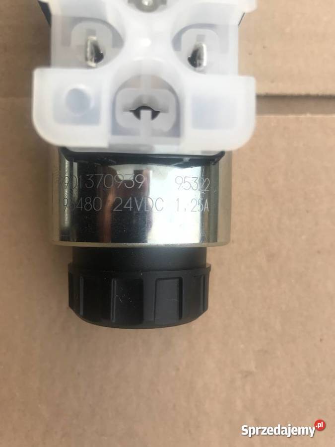 R900572738 4WE6E67 Syców