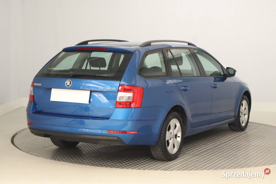 Skoda Octavia 10 TSI Kombi Škoda