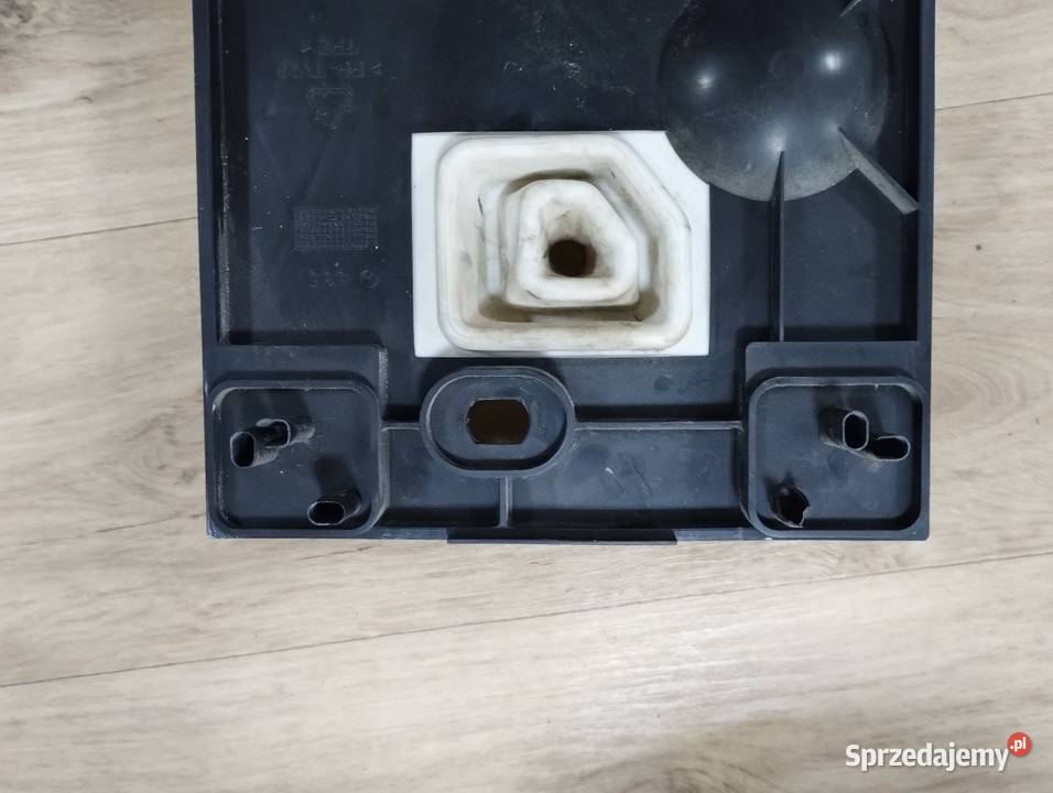 Obudowa przepływowego podgrzewacza wody Bosch Katowice sprzedam