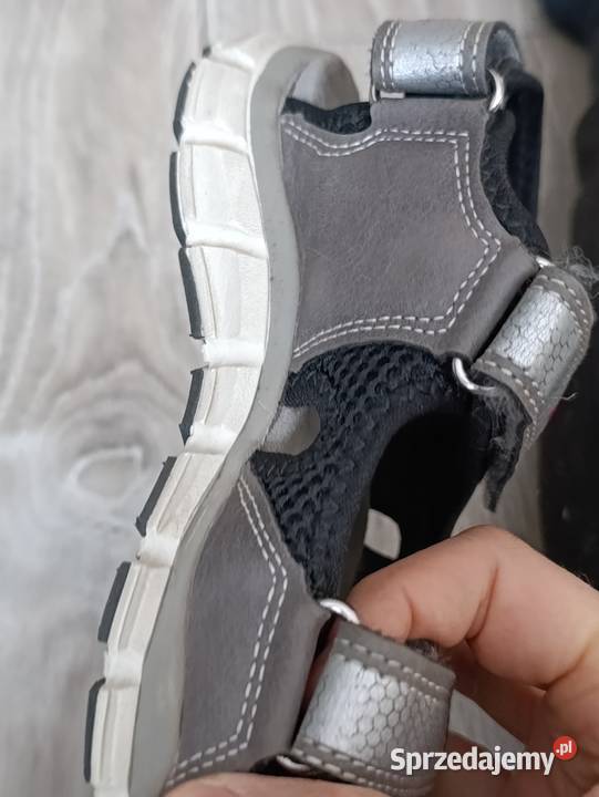 sandały chłopięce rozmiar 32 długość wkładki 21 Sandałki Poznań