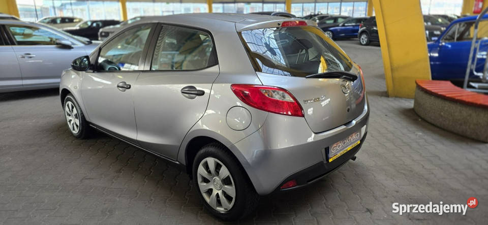 Mazda 2 OPIS W podanej roczna gwarancja II VAT marża Mysłowice