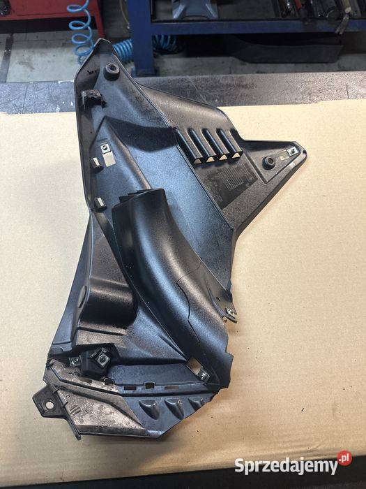 Yamaha MT07 Tracer 700 Wypełnienie Mocowanie Bok Poznań sprzedam