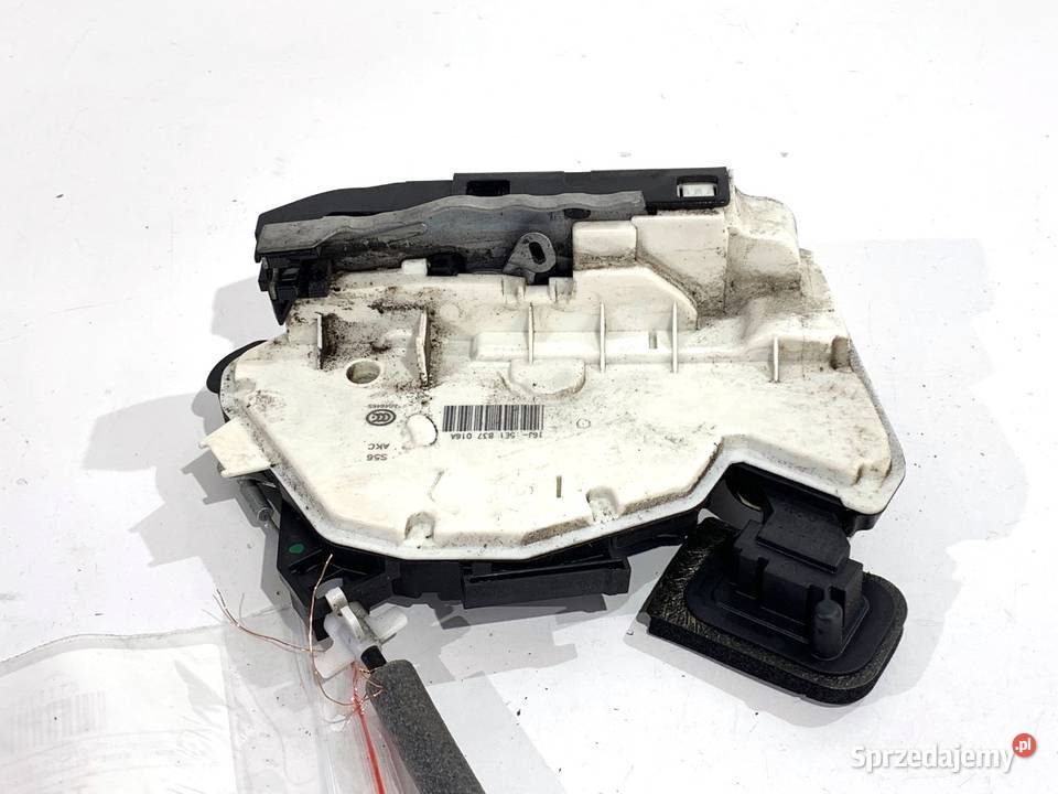 ZAMEK DRZWI PRAWY PRZÓD SEAT TOLEDO IV Hatchback