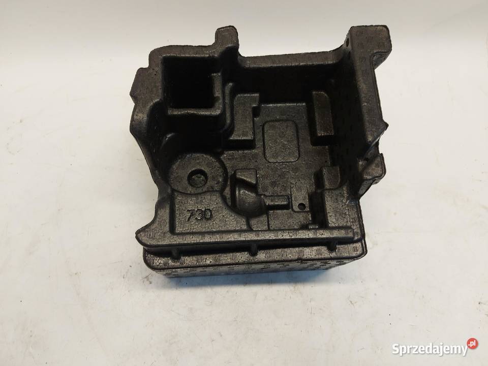 BMW G05 X5 30d 2019r STYROPIAN BAGAŻNIKA LEWY Pozostałe