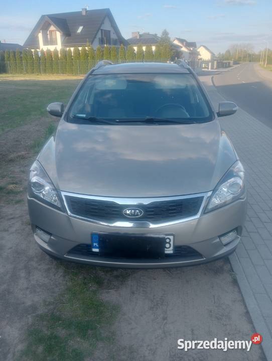 KIA CEED 16 crdi nieuszkodzony Cee'd Sieradz sprzedam