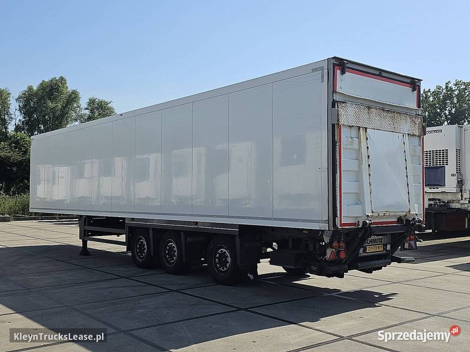 Schmitz SKO 24 FP 40 COOL STEERAXLE TAILLIFT