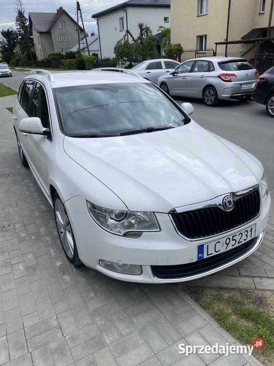 Skoda superb 4x4 hak szkoda parkingowa Rok produkcji 2011