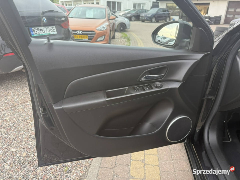 Chevrolet Cruze Chevrolet Cruze 2012 sedan 20 Słupsk
