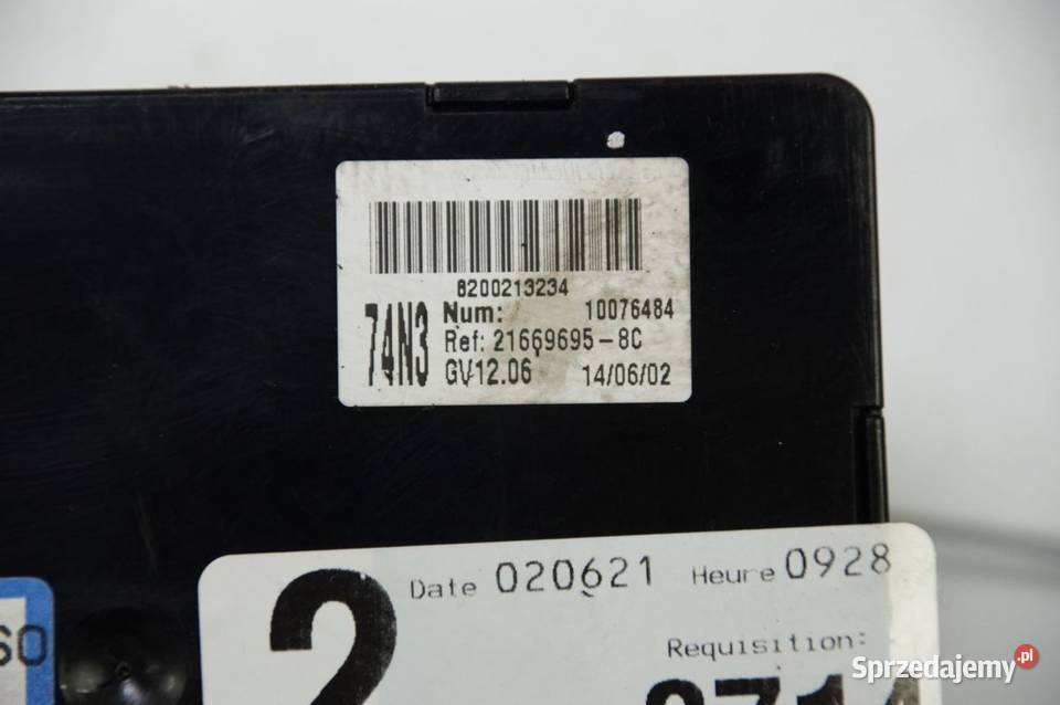 SKRZYNKA BEZPIECZNIKÓW RENAULT LAGUNA II osobowe Pozostałe Lipno