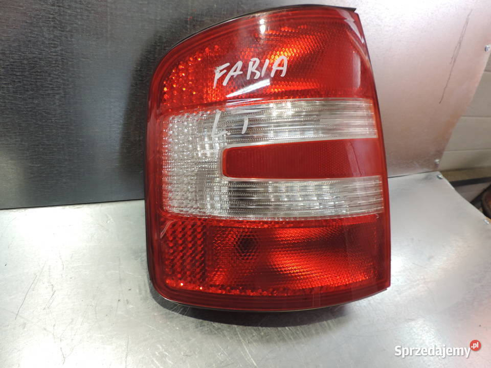 LAMPA LEWA TYŁ TYLNA SKODA FABIA 1 KOMBI