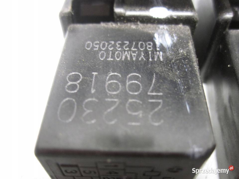 NISSAN MICRA V K14 19r przekaźnik fotela 25230 osobowe