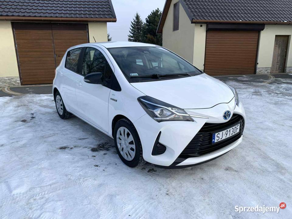 Toyota Yaris Hybrid 15 Salon Polska Bezwypadkowy Jaworzno sprzedam