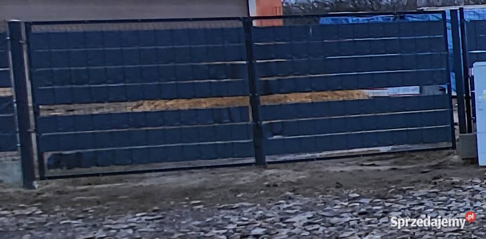 50 Prawie nowa Brama 4 m x 17m furtka 4 słupki skrzydłowa Bramy